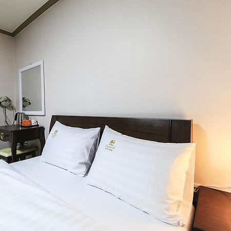 Crystal Residence Hotel แทจ็อน ภายนอก รูปภาพ