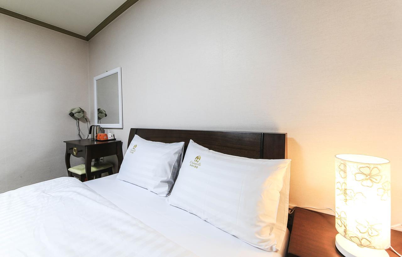 Crystal Residence Hotel แทจ็อน ภายนอก รูปภาพ