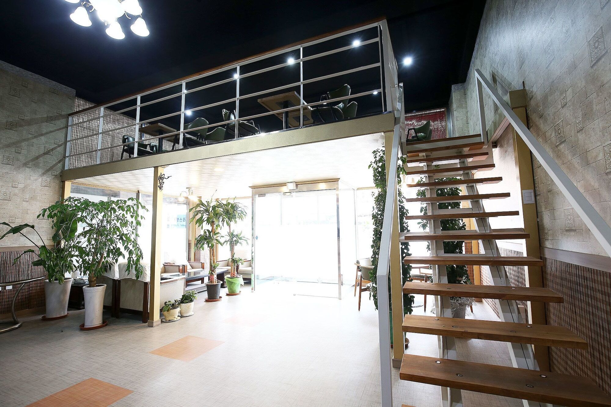 Crystal Residence Hotel แทจ็อน ภายนอก รูปภาพ